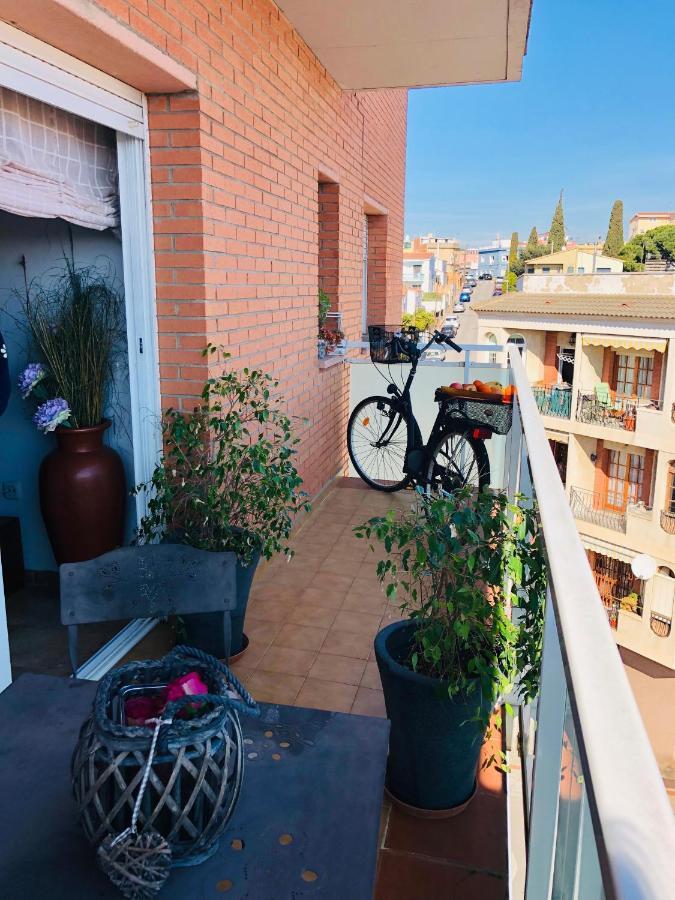 Apartamento Con Terraza Y Piscina En Malgrat De Mar Eksteriør billede